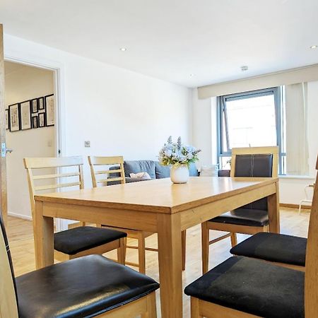 Guest Room In City Centre Near Key Attractions Ливърпул Екстериор снимка